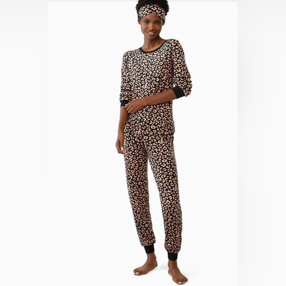 Kate Spade Velour lounge Set with sleep mask